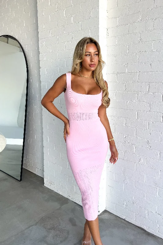 fitted cocktail dressMIKAYLA DRESS - PALE PINK