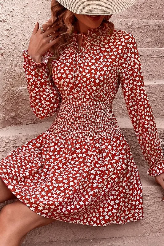 party dressFLORAL SLEEVE SLIM WAIST DRESS