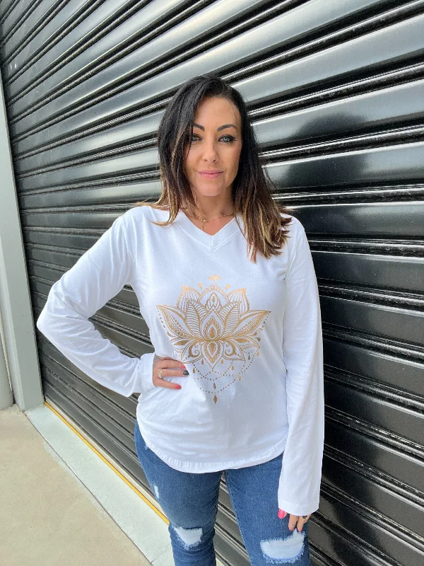 casual dressMandala Long Sleeve Tee