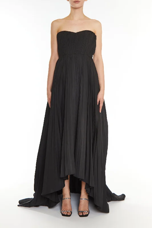 relaxed fit dressReign Black Pleated Hi-Low Bandeau Dress