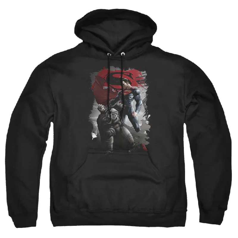 minimal hoodieBatman v Superman Choke - Pullover Hoodie